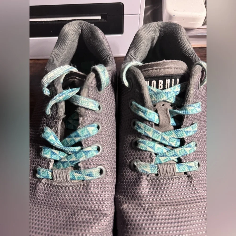 NOBULL Grey & Teal Geometric Trainer Sneakers | Men’s 8 / Women’s 9.5